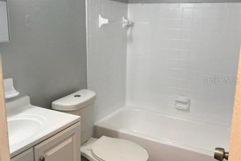 Apartment in Saint Petersburg, Florida 2 bedrooms, 83.61 sq.m. № 2150562 - photo 8