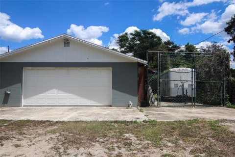House in Orlando, Florida 4 bedrooms, 151.24 sq.m. № 2150171 - photo 4