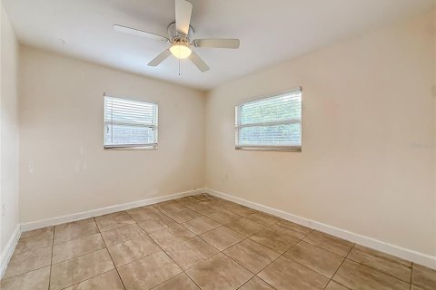 House in Pinellas Park, Florida 2 bedrooms, 87.89 sq.m. № 2220826 - photo 16