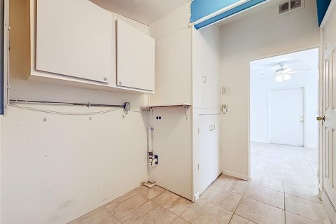 House in Pinellas Park, Florida 2 bedrooms, 87.89 sq.m. № 2220826 - photo 28
