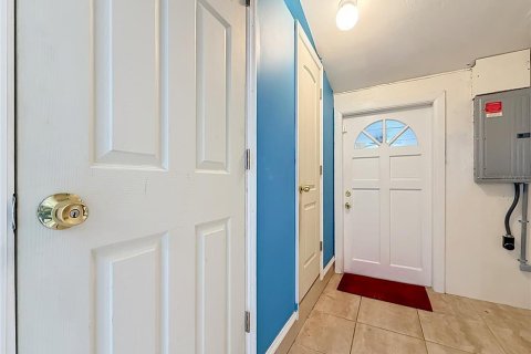 House in Pinellas Park, Florida 2 bedrooms, 87.89 sq.m. № 2220826 - photo 23