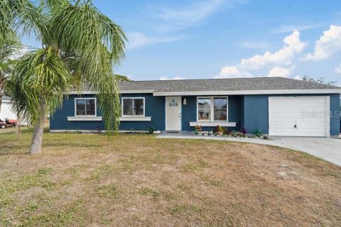 Villa ou maison à North Port, Floride 3 chambres, 109.16 m2 № 2095940