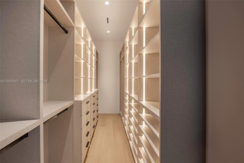 Adosado en venta en Miami, Florida, 4 dormitorios, 263.56 m2 № 2025153 - foto 29