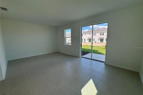 Adosado en alquiler en Clermont, Florida, 3 dormitorios, 170.38 m2 № 1905539 - foto 7