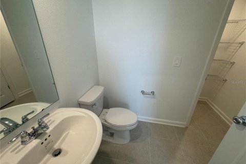 Adosado en alquiler en Clermont, Florida, 3 dormitorios, 170.38 m2 № 1905539 - foto 6