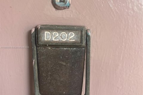 Condo à Lauderhill, Floride, 1 chambre  № 2039361