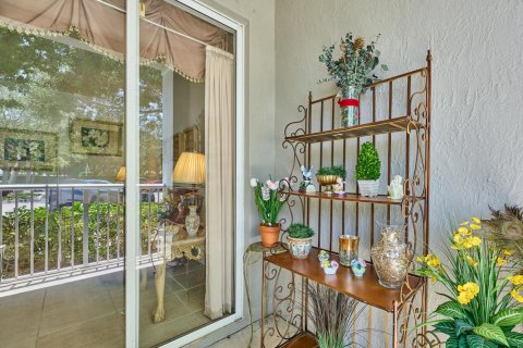 Condo in Royal Palm Beach, Florida, 3 bedrooms  № 2245311 - photo 22