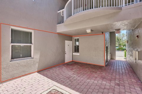 Condo in Royal Palm Beach, Florida, 3 bedrooms  № 2245311 - photo 24