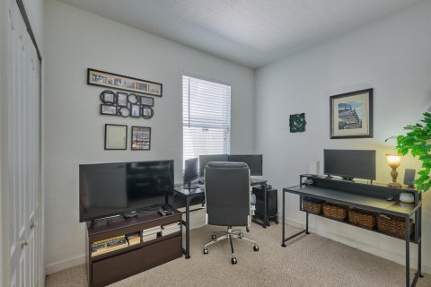 Condo in Royal Palm Beach, Florida, 3 bedrooms  № 2245311 - photo 15