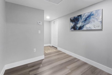 Copropriété à louer à South Palm Beach, Floride: 1 chambre, 87.98 m2 № 2389481 - photo 3