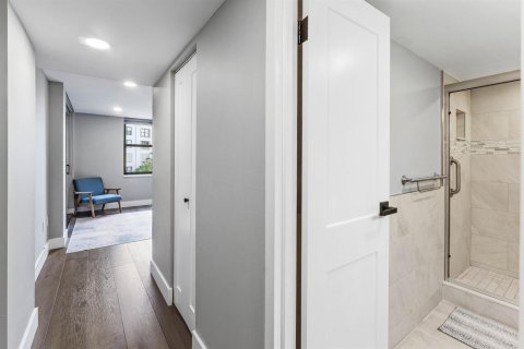 Copropriété à louer à South Palm Beach, Floride: 1 chambre, 87.98 m2 № 2389481 - photo 13