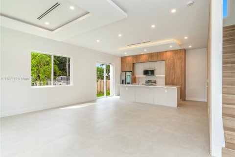 Propiedad comercial en venta en Fort Lauderdale, Florida, 346.71 m2 № 1921060 - foto 6