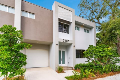 Propiedad comercial en venta en Fort Lauderdale, Florida, 346.71 m2 № 1921060 - foto 5