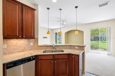 Touwnhouse à vendre à Tampa, Floride: 3 chambres, 164.99 m2 № 1909959 - photo 13