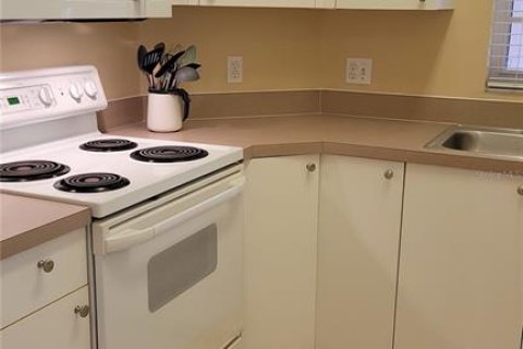 Copropriété à louer à Sarasota, Floride: 2 chambres, 106.56 m2 № 2408272 - photo 9