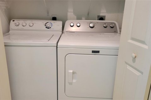 Copropriété à louer à Sarasota, Floride: 2 chambres, 106.56 m2 № 2408272 - photo 17