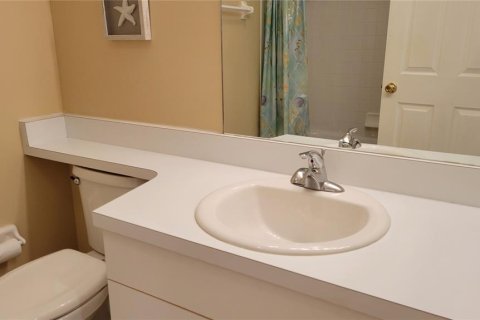 Copropriété à louer à Sarasota, Floride: 2 chambres, 106.56 m2 № 2408272 - photo 16