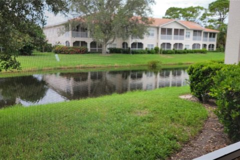 Copropriété à louer à Sarasota, Floride: 2 chambres, 106.56 m2 № 2408272 - photo 7