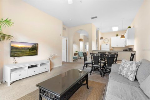 Condo in Davenport, Florida, 3 bedrooms  № 1689800 - photo 16