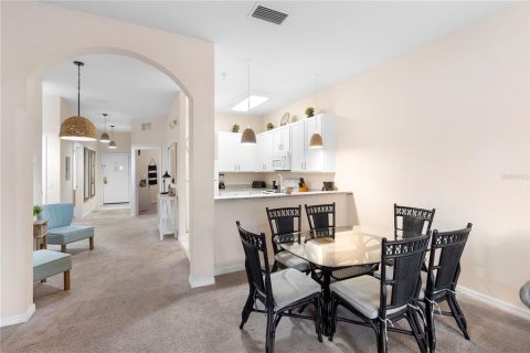 Condo in Davenport, Florida, 3 bedrooms  № 1689800 - photo 11