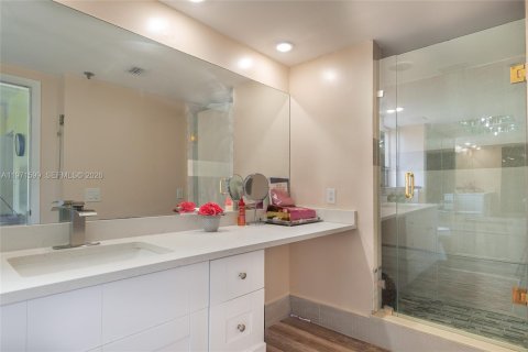 Condominio en venta en Lauderhill, Florida, 3 dormitorios, 183.2 m2 № 2033022 - foto 21