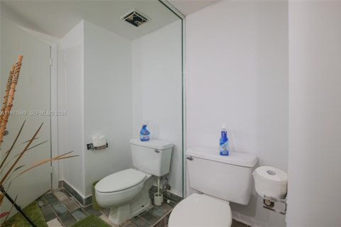 Condominio en venta en Lauderhill, Florida, 3 dormitorios, 183.2 m2 № 2033022 - foto 30