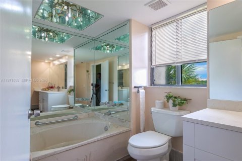 Condominio en venta en Lauderhill, Florida, 3 dormitorios, 183.2 m2 № 2033022 - foto 22