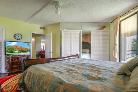Condominio en venta en Lauderhill, Florida, 3 dormitorios, 183.2 m2 № 2033022 - foto 18