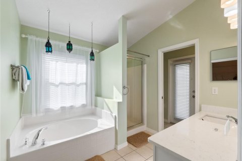 Casa en venta en Davenport, Florida, 4 dormitorios, 178.19 m2 № 2411620 - foto 11