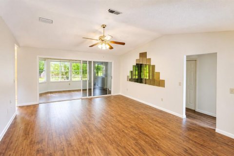 Villa ou maison à vendre à Ocala, Floride: 3 chambres, 163.69 m2 № 2120855 - photo 6