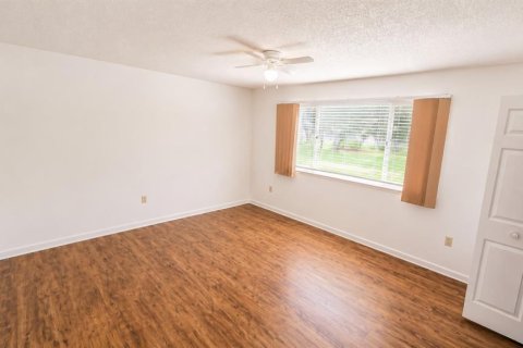 Villa ou maison à vendre à Ocala, Floride: 3 chambres, 163.69 m2 № 2120855 - photo 16