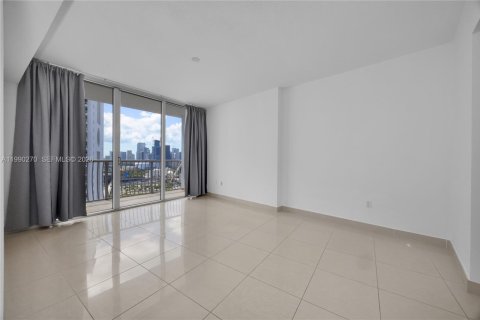 Купить кондоминиум в Майами, Флорида 1 спальня, 73.49м2, № 2052158 - фото 13