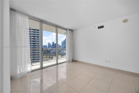 Купить кондоминиум в Майами, Флорида 1 спальня, 73.49м2, № 2052158 - фото 5