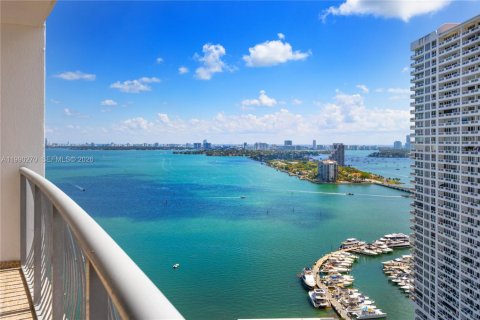 Купить кондоминиум в Майами, Флорида 1 спальня, 73.49м2, № 2052158 - фото 7