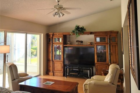 Villa ou maison à vendre à Spring Hill, Floride: 2 chambres, 165.46 m2 № 1592124 - photo 7