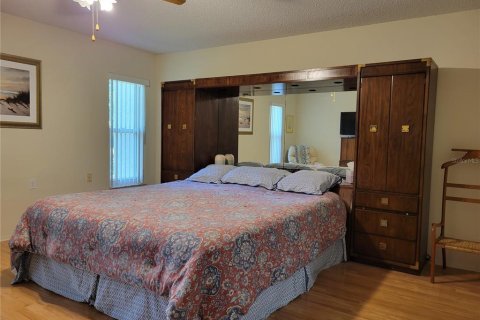 Villa ou maison à vendre à Spring Hill, Floride: 2 chambres, 165.46 m2 № 1592124 - photo 11