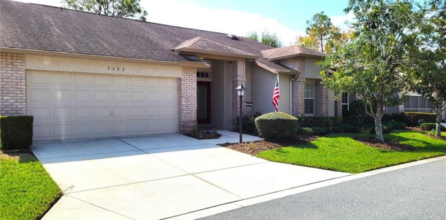 Casa en Spring Hill, Florida 2 dormitorios, 165.46 m2 № 1592124