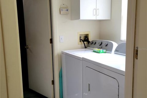 Villa ou maison à vendre à Spring Hill, Floride: 2 chambres, 165.46 m2 № 1592124 - photo 18