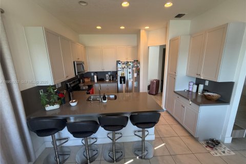 House in Ave Maria, Florida 3 bedrooms, 170.57 sq.m. № 2080632 - photo 23