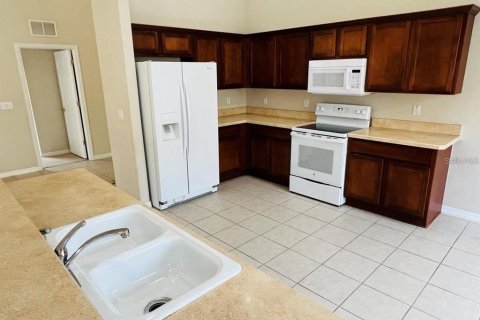 Villa ou maison à louer à Palm Coast, Floride: 3 chambres, 180.14 m2 № 2091520 - photo 3