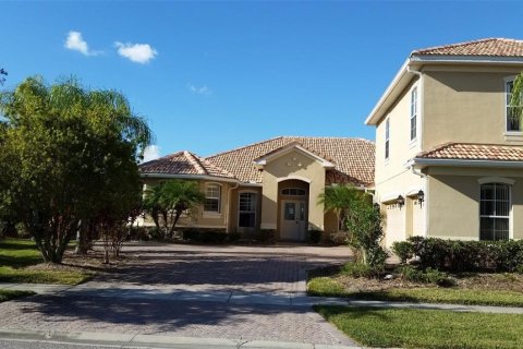 Villa ou maison à louer à Kissimmee, Floride: 5 chambres, 310.29 m2 № 1817348 - photo 1