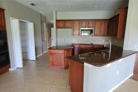 Villa ou maison à louer à Kissimmee, Floride: 5 chambres, 310.29 m2 № 1817348 - photo 22