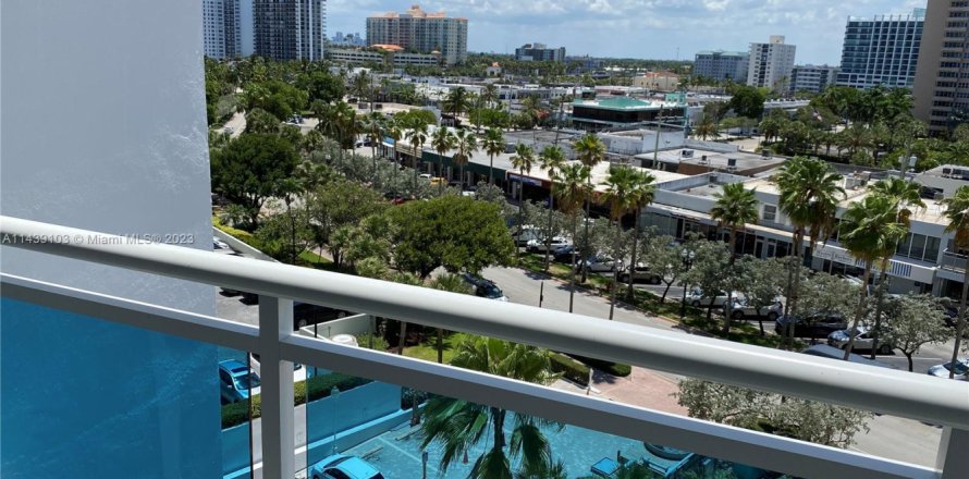 Condo in Fort Lauderdale, Florida, 2 bedrooms  № 1753550