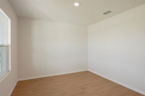 House in Palmetto, Florida 5 bedrooms, 242.01 sq.m. № 2229778 - photo 12