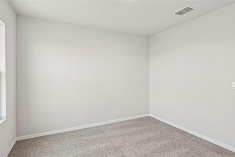 House in Palmetto, Florida 5 bedrooms, 242.01 sq.m. № 2229778 - photo 25