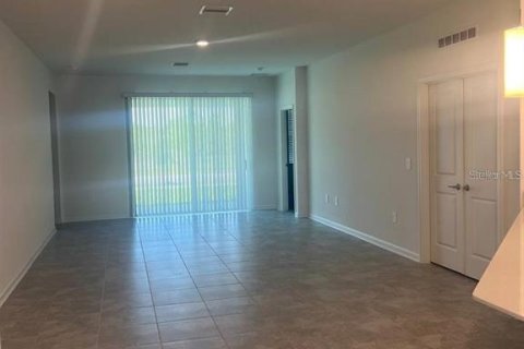 Villa ou maison à vendre à Kissimmee, Floride: 4 chambres, 195.93 m2 № 1557375 - photo 5