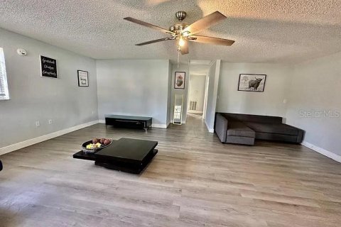 Casa en venta en Winter Haven, Florida, 5 dormitorios, 157.93 m2 № 2202715 - foto 6