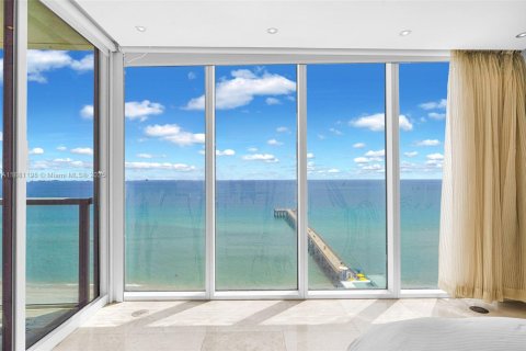 Condominio en alquiler en Sunny Isles Beach, Florida, 2 dormitorios, 148.83 m2 № 2035826 - foto 26