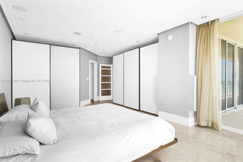 Condominio en alquiler en Sunny Isles Beach, Florida, 2 dormitorios, 148.83 m2 № 2035826 - foto 25