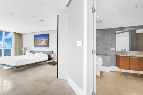 Condominio en alquiler en Sunny Isles Beach, Florida, 2 dormitorios, 148.83 m2 № 2035826 - foto 28